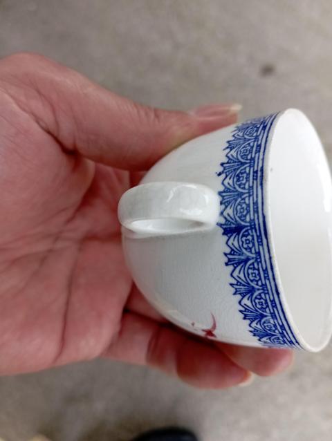 古玩陶瓷潮州楓溪大窯釉下五彩花卉紋杯拍賣，當(dāng)前價格500元