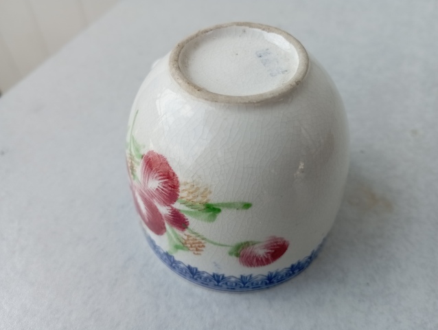 古玩陶瓷潮州楓溪大窯釉下五彩花卉紋杯拍賣，當(dāng)前價格500元