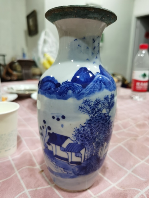 古玩陶瓷青花風景紋瓶拍賣，當前價格1600元