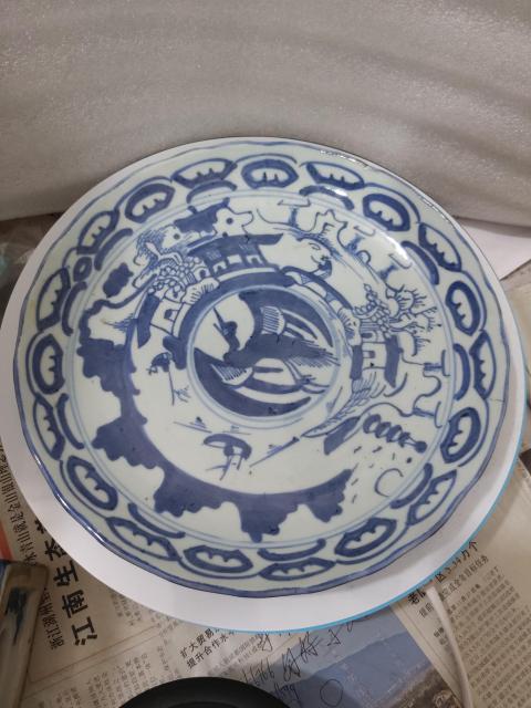 古玩陶瓷團鶴樓臺亭閣山水紋青花盤拍賣,當前價格2288元