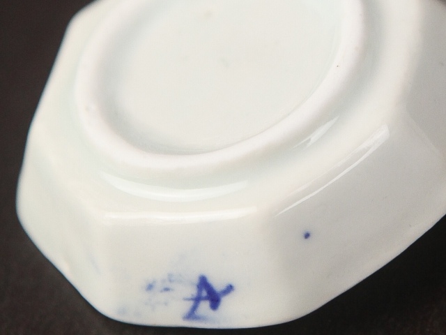 古玩陶瓷花鳥碟拍賣,當前價格298元