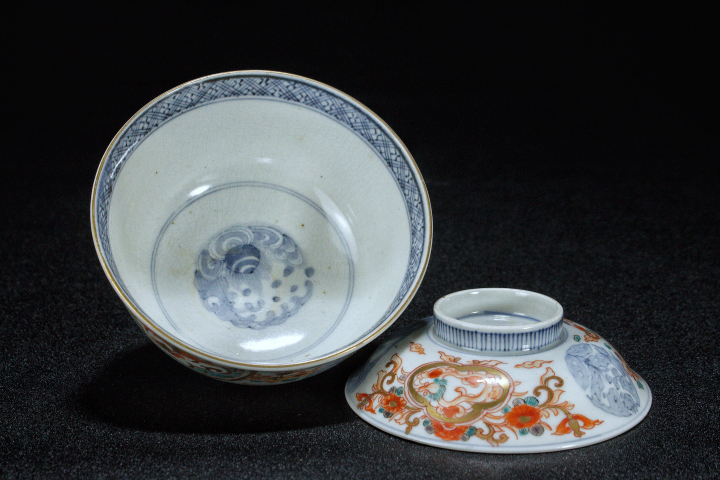 古玩陶瓷晚清·青花加彩龍鳳紋蓋碗拍賣，當前價格450元