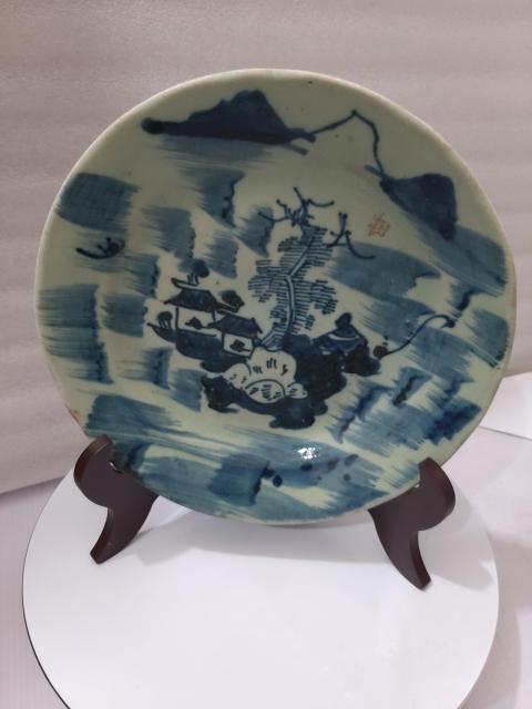 古玩陶瓷成化年制四字雙行青花款山水紋盤(pán)拍賣(mài),當(dāng)前價(jià)格1988元
