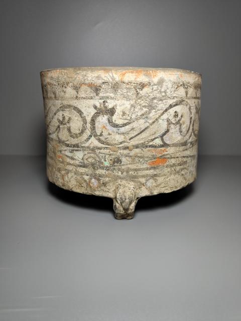 古玩陶瓷西漢彩繪云氣紋三熊足奩（精品彩陶）拍賣，當前價格300元