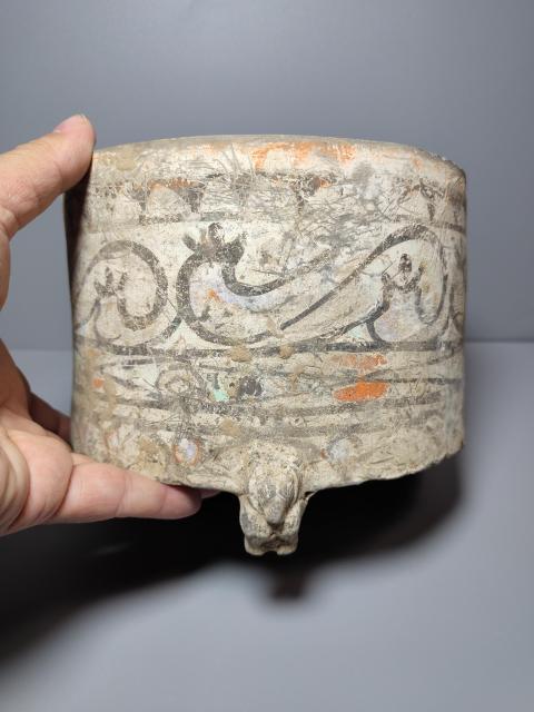 古玩陶瓷西漢彩繪云氣紋三熊足奩（精品彩陶）拍賣，當前價格300元