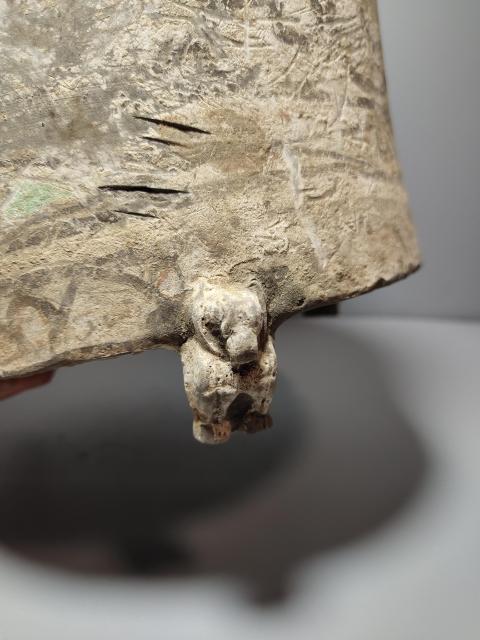 古玩陶瓷西漢彩繪云氣紋三熊足奩（精品彩陶）拍賣，當前價格300元