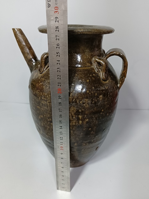 古玩陶瓷明代?褐釉大執壺拍賣，當前價格726元