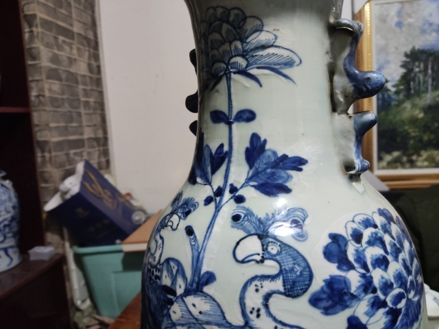 古玩陶瓷花鳥紋青花瓶拍賣,當前價格6666元