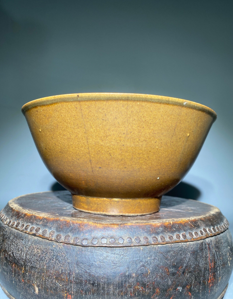 古玩陶瓷清代茶葉末釉大碗拍賣,當(dāng)前價(jià)格0元