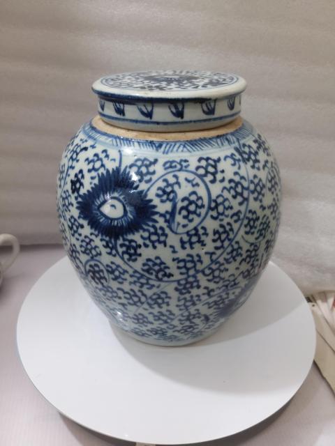 古玩陶瓷花卉紋青花罐拍賣,當前價格1888元