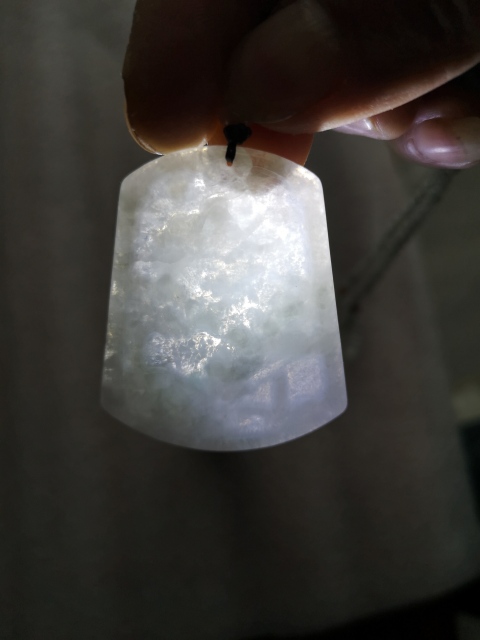 古玩玉器山水牌子拍賣，當前價格550元