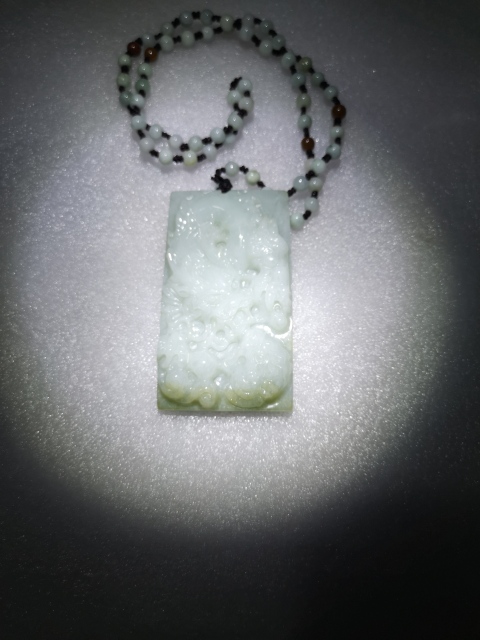 古玩玉器龍牌子拍賣，當前價格680元