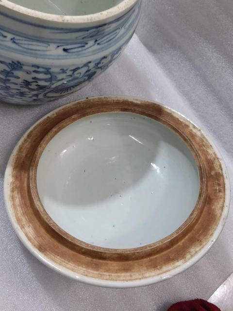 古玩陶瓷纏枝花卉紋四系粥罐拍賣，當(dāng)前價(jià)格2880元