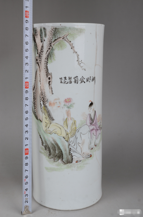 古玩陶瓷【低價大處理】民國淺絳彩人物紋彩繪帽筒拍賣,當前價格1388元