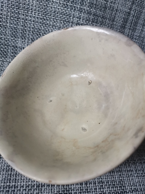古玩陶瓷元代，河南窯口，外弦紋白釉碗拍賣，當(dāng)前價(jià)格1111元