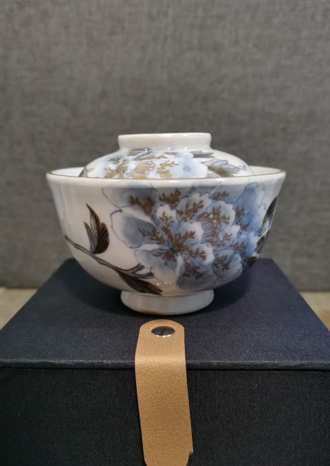 古玩陶瓷一對獅子青花描金蓋碗拍賣，當前價格1200元