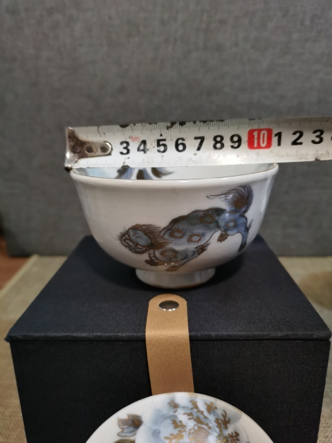古玩陶瓷一對獅子青花描金蓋碗拍賣，當前價格1200元