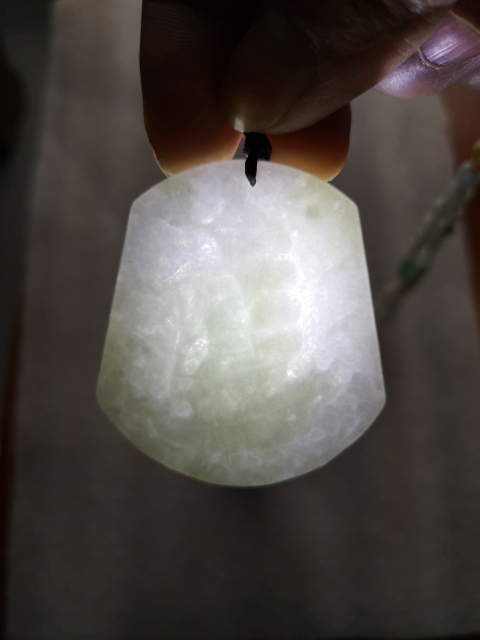 古玩玉器翡翠牌子拍賣,當前價格580元