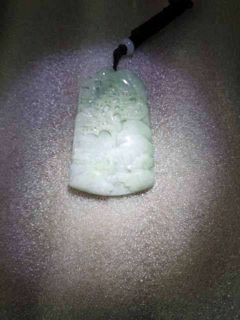 古玩玉器山水牌子拍賣,當前價格680元