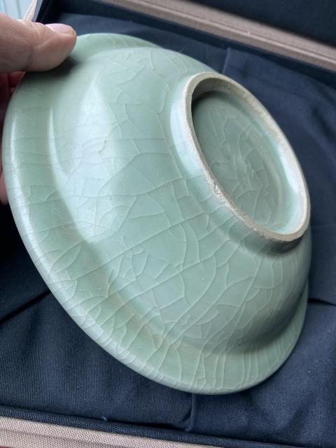 古玩陶瓷南宋——龍泉窯折沿素洗（已保真）拍賣，當前價格98888元