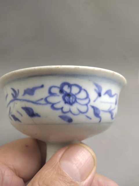 古玩陶瓷元代青花吉語花卉紋高足杯拍賣,當前價格12000元