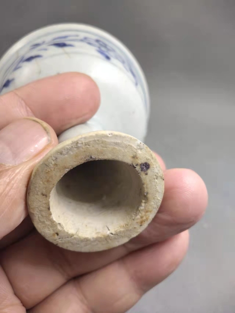 古玩陶瓷元代青花吉語花卉紋高足杯拍賣,當前價格12000元