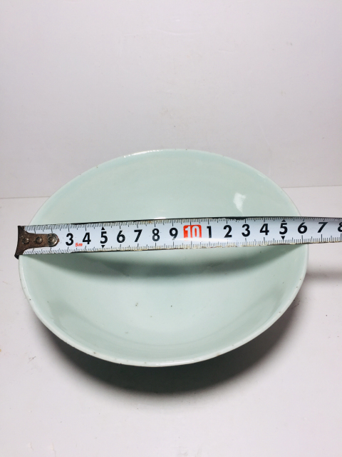 古玩陶瓷江西太昌款豆青釉碗拍賣,當前價格0元