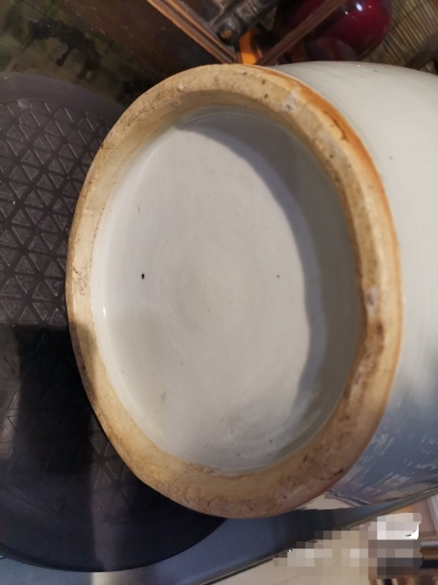 古玩陶瓷人物紋彩繪瓶拍賣,當前價格4000元