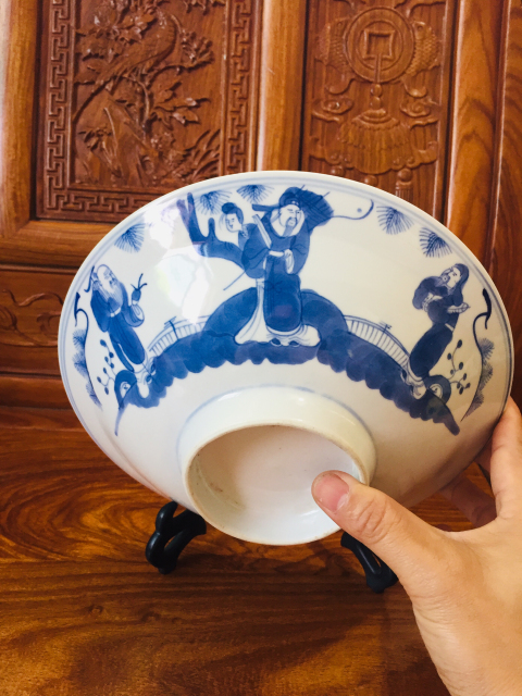 古玩陶瓷（已保真帶證書）青花福祿壽三星人物紋飾高足碗拍賣，當前價格0元