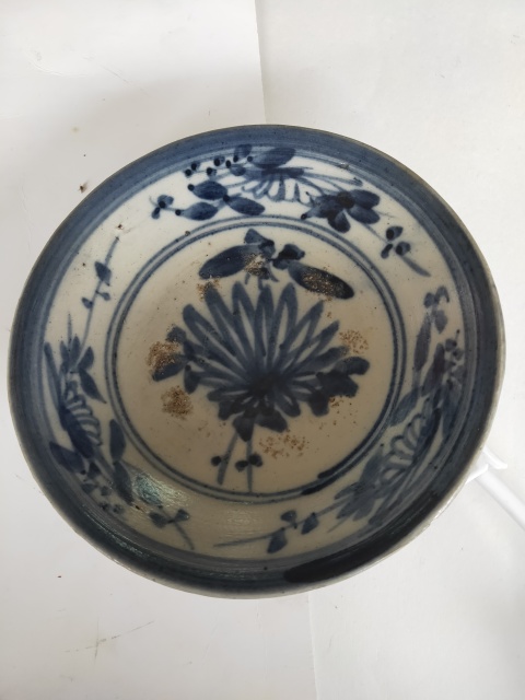 古玩陶瓷清早期磁州窯青花花卉紋盤拍賣,當前價格180元