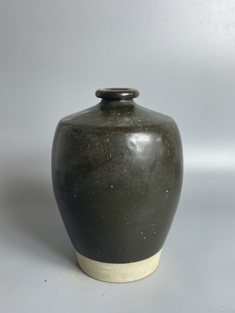 古玩陶瓷磁州窯系茶葉末釉梅瓶拍賣，當前價格2600元