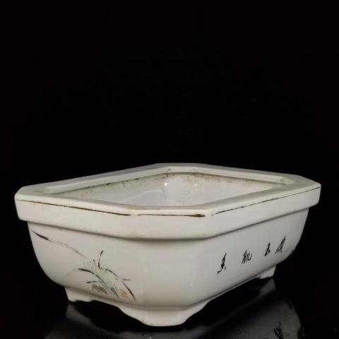 古玩陶瓷粉彩描金花卉詩文水仙盆拍賣,當前價格300元