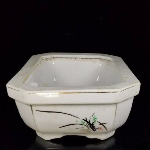 古玩陶瓷粉彩描金花卉詩文水仙盆拍賣,當前價格300元