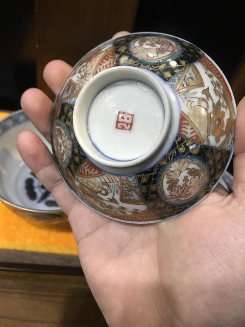 古玩陶瓷（精品蓋碗）清末民初-青花粉彩開窗花卉紋描金蓋碗一對拍賣，當前價格820元