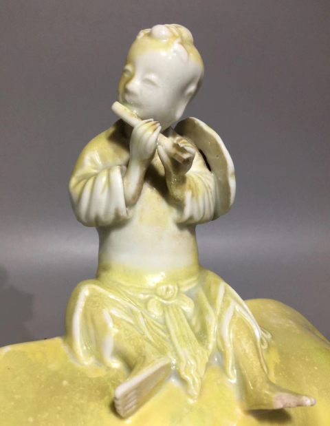 古玩陶瓷清代德化窯金白釉牧童騎牛擺件拍賣,當前價格3888元