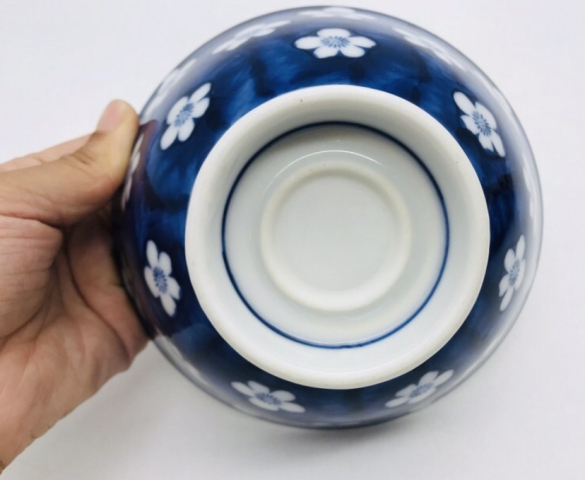 古玩陶瓷青花留白梅紋碗拍賣,當前價格198元
