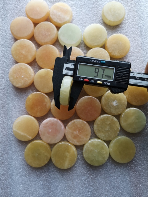 古玩玉器玉象棋拍賣,當(dāng)前價(jià)格680元
