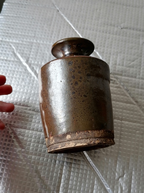 古玩陶瓷醤釉鐵銹斑褐釉瓶拍賣，當(dāng)前價格200元