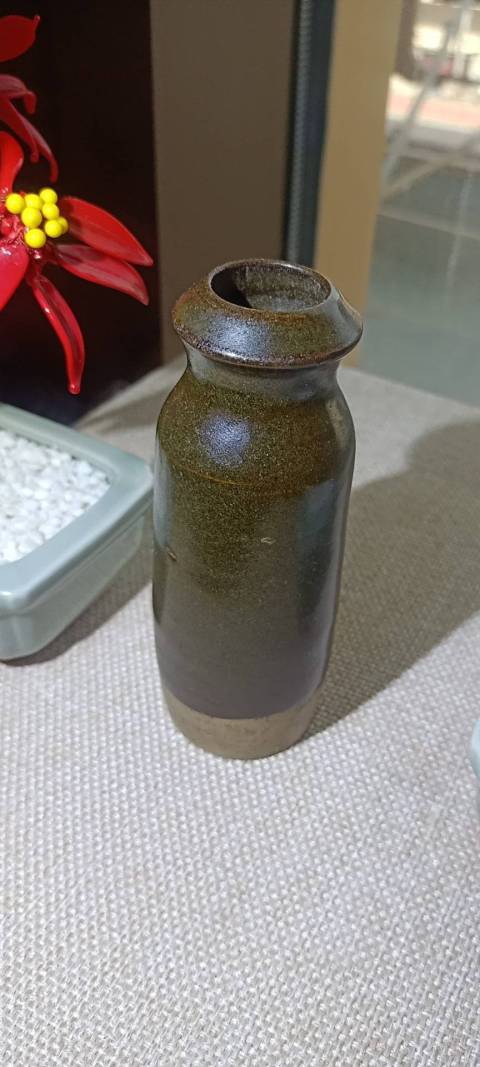 古玩陶瓷明代茶葉末釉瓶拍賣,當前價格1800元