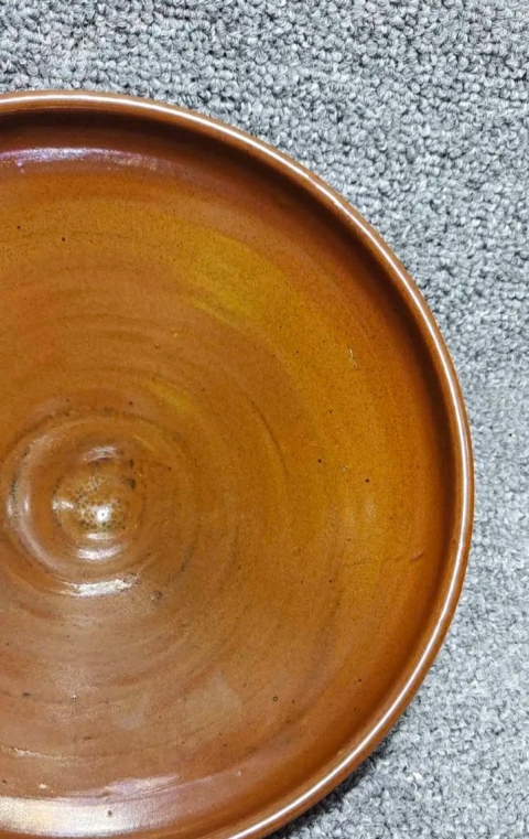 古玩陶瓷平臺保真元代?柿紅釉折沿碗拍賣，當前價格3333元