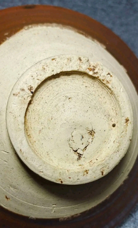 古玩陶瓷平臺保真元代?柿紅釉折沿碗拍賣，當前價格3333元