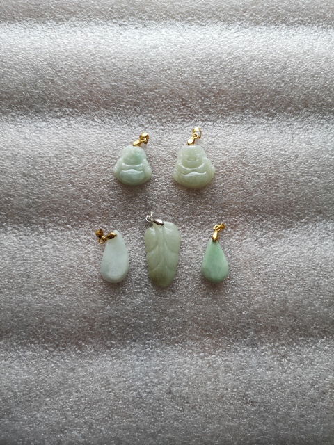 古玩玉器翡翠墜拍賣,當前價格260元