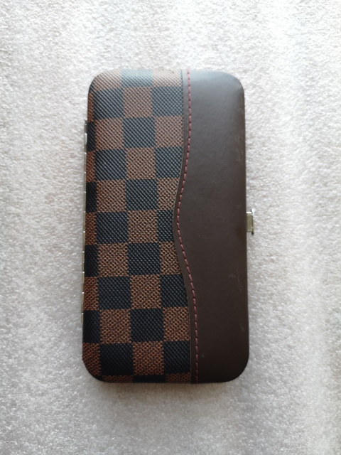 古玩玉器翡翠象棋拍賣，當前價格1200元