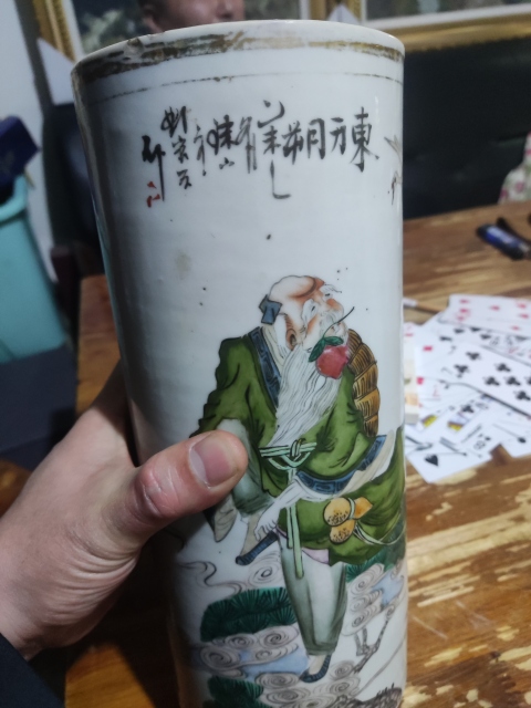 古玩陶瓷晚清東方朔偷桃帽筒拍賣,當前價格3688元