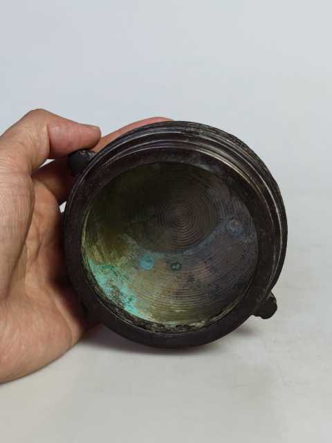 古玩陶瓷民國時期簪刻雙鳳三足銅香爐拍賣，當前價格999元