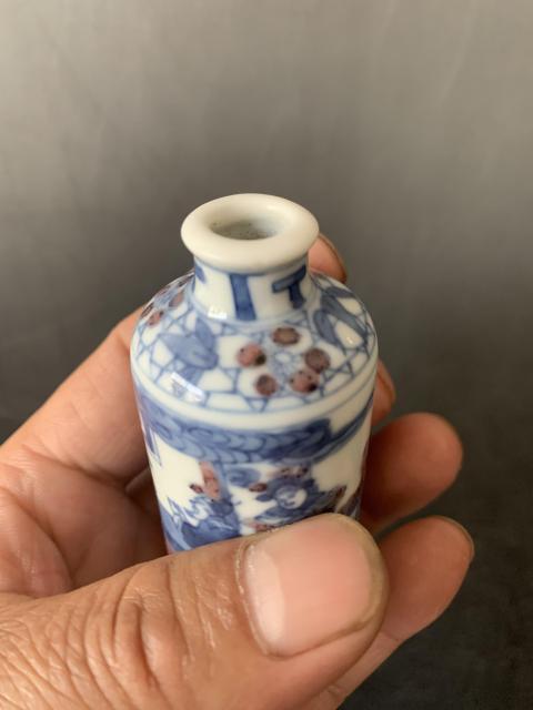 古玩陶瓷青花釉里紅人物故事鼻煙壺拍賣，當前價格8888元
