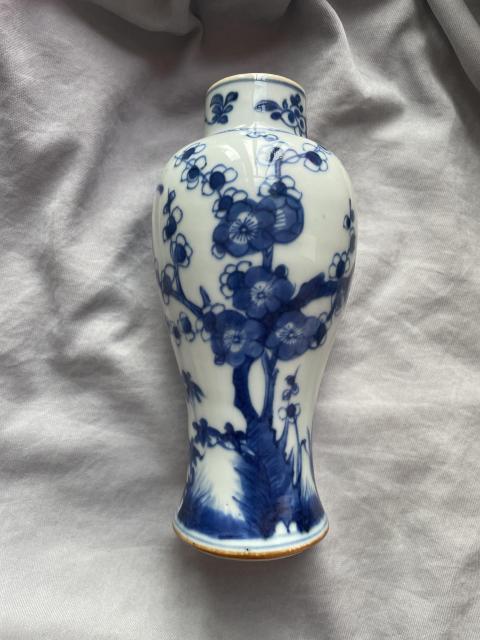 古玩陶瓷喜上眉梢青花雞腿蓋瓶拍賣,當前價格12000元