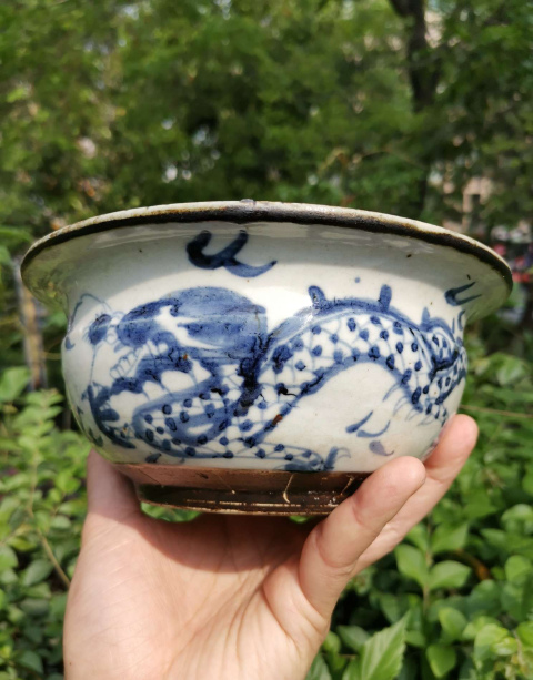 古玩陶瓷【6075】清中期  青花二龍戲珠圖缽式爐拍賣，當前價格3880元