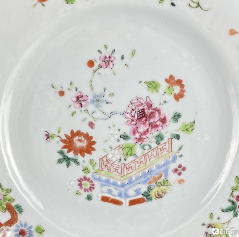 古玩陶瓷清乾隆粉彩細(xì)路花卉紋折腰盤(pán)拍賣(mài),當(dāng)前價(jià)格1元