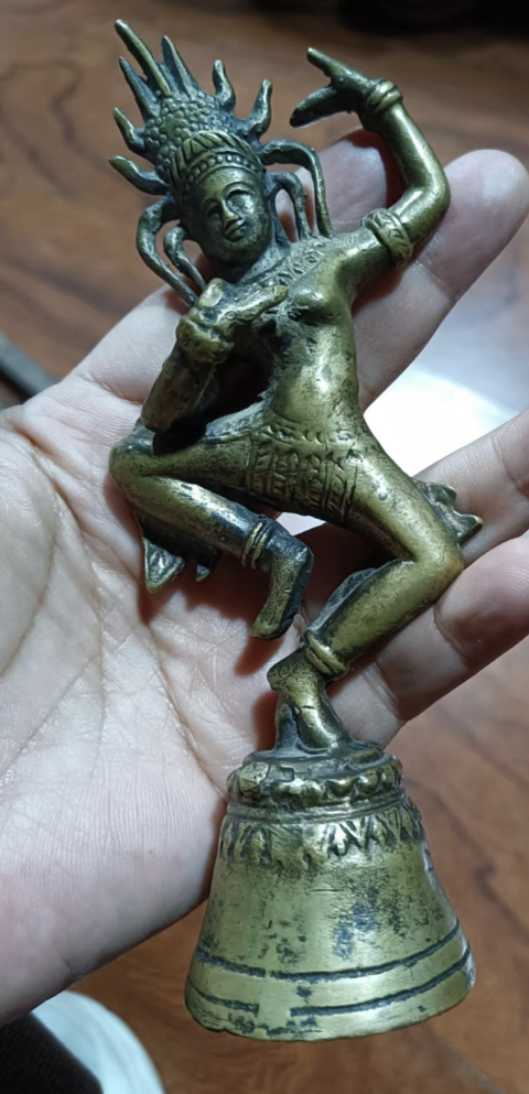 古玩銅器清代銅造像拍賣,當(dāng)前價(jià)格2999元